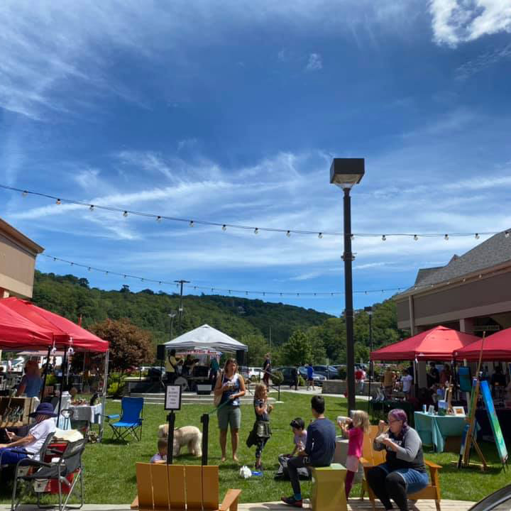 Blowing Rock Artisan Market.jpg